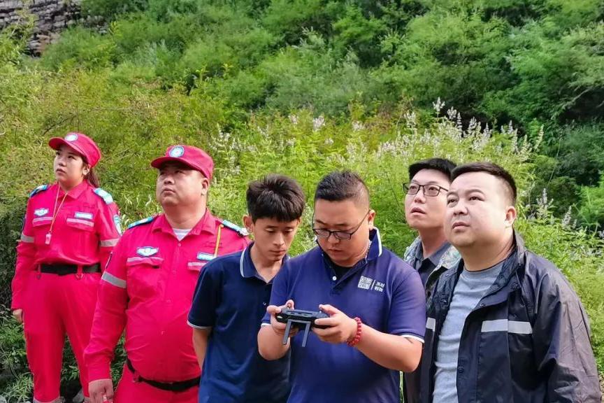 定襄山中，一場救援！天時利和無人機緊急出動！