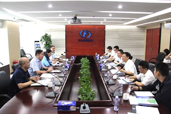 深圳市南山區(qū)供電局黨委書記、局長李小明一行到方大集團調(diào)研